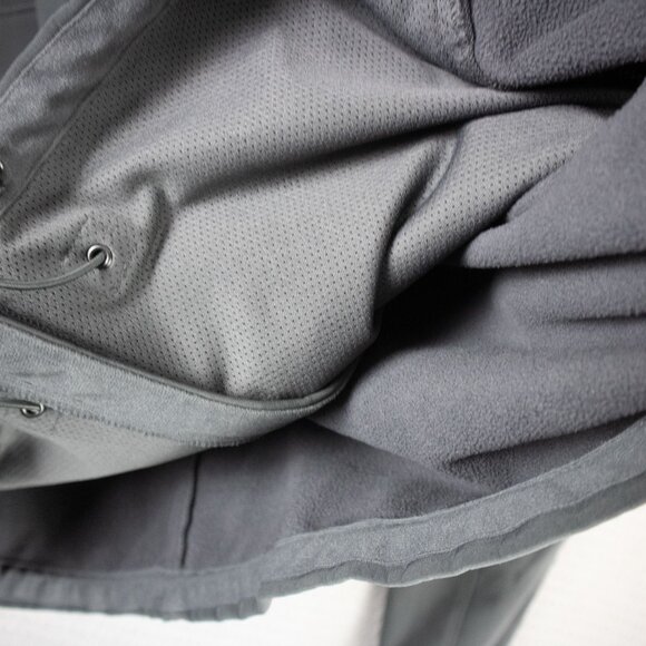 Tumi T-Tech Softshell Jacket Large Grey Zip Travel Jacket - Picture 5 of 8